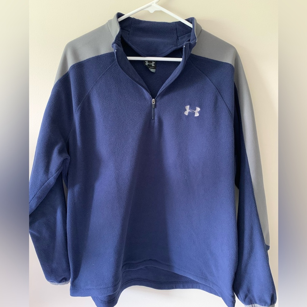 Under Armour Navy Men’s Fleece Quarter Zip in Size M